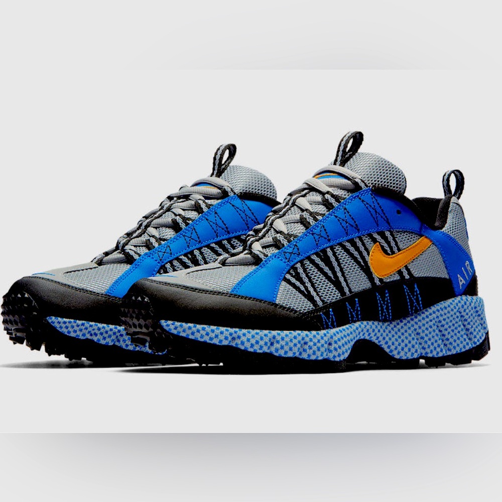Brand New in Box: Nike Air Humara '17 QS Men’s 10 Silver/Carotene/Blue Spark